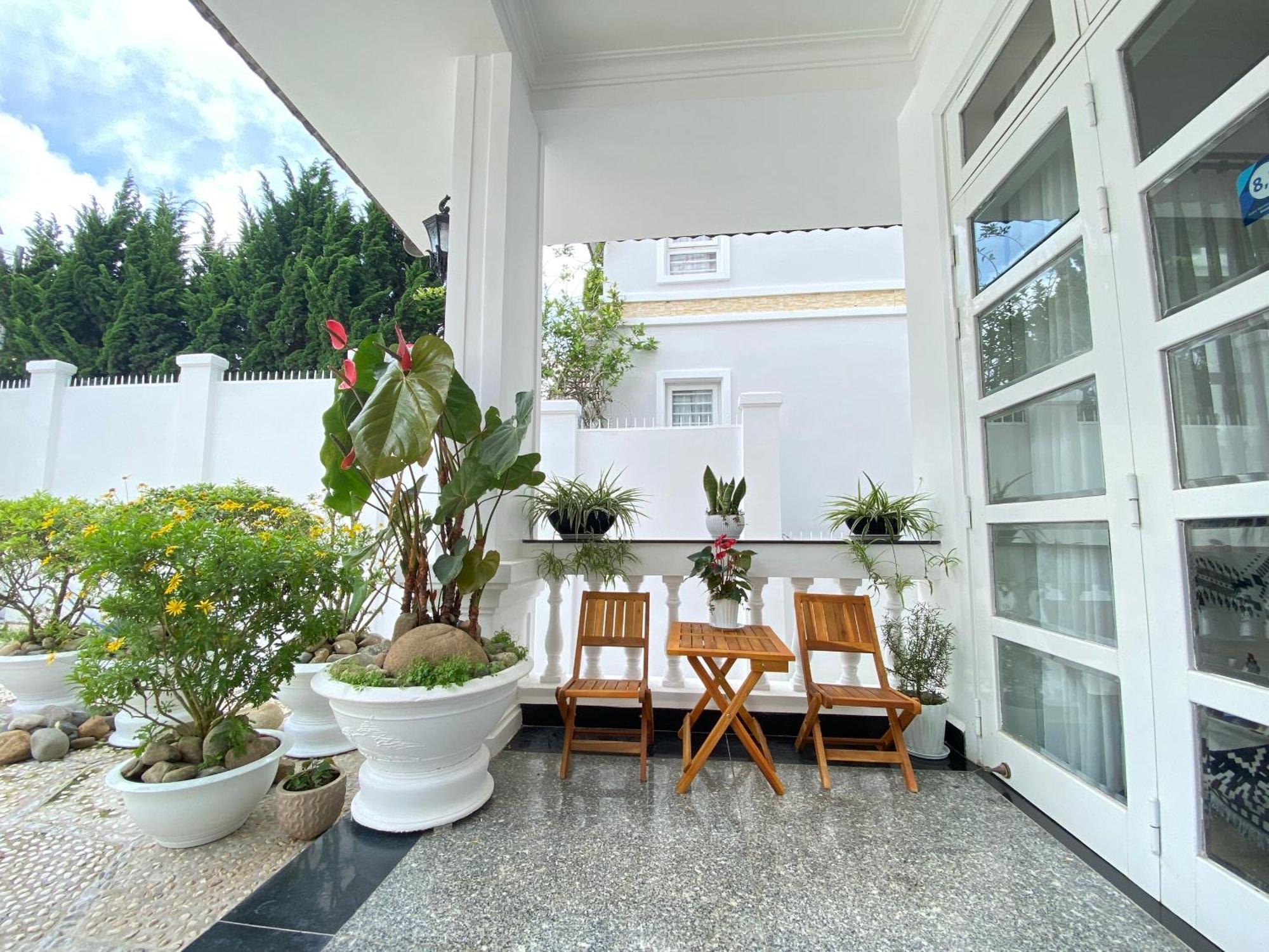 Villa Minh Tuyet Dalat Exteriör bild