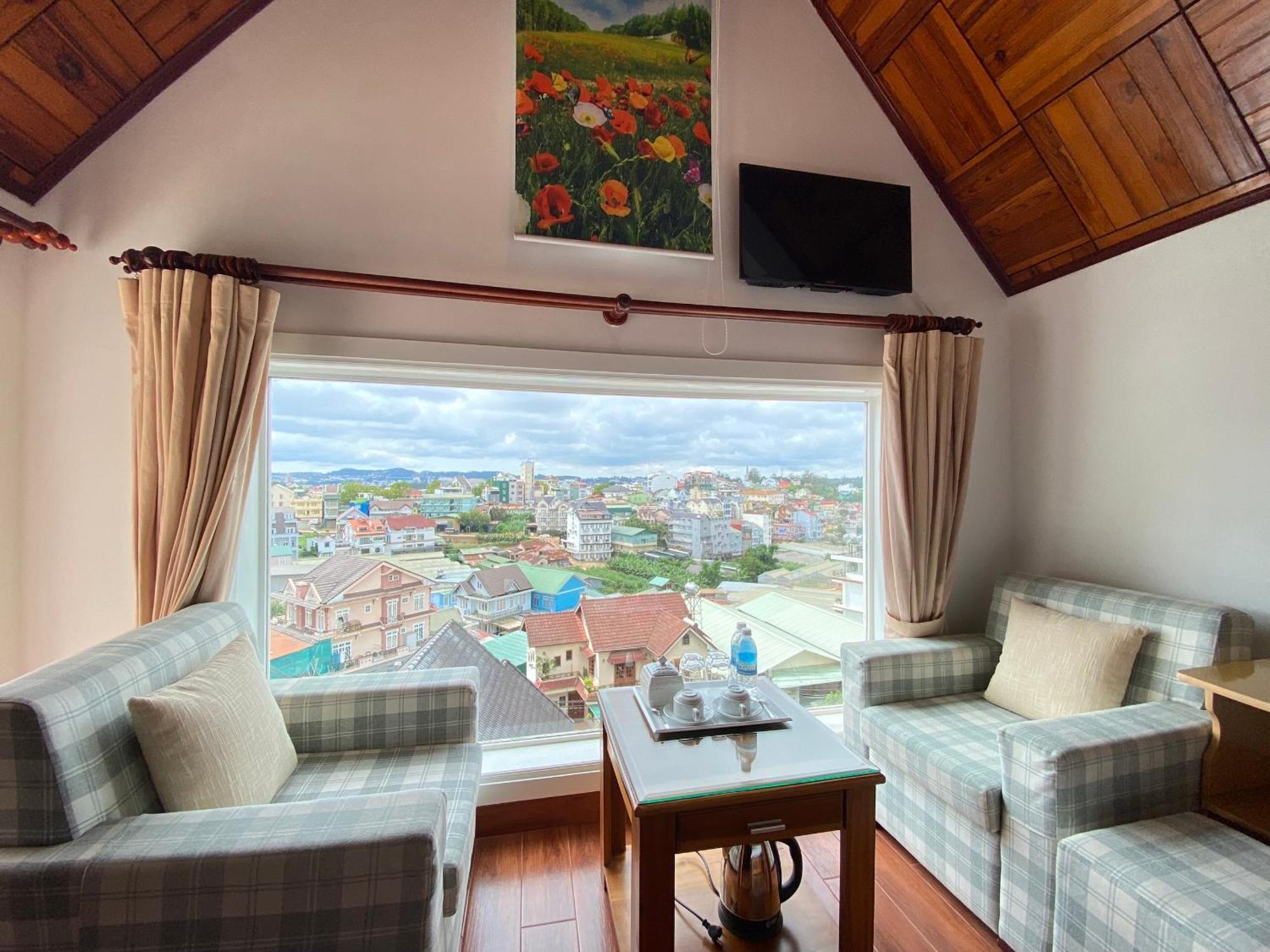 Villa Minh Tuyet Dalat Exteriör bild